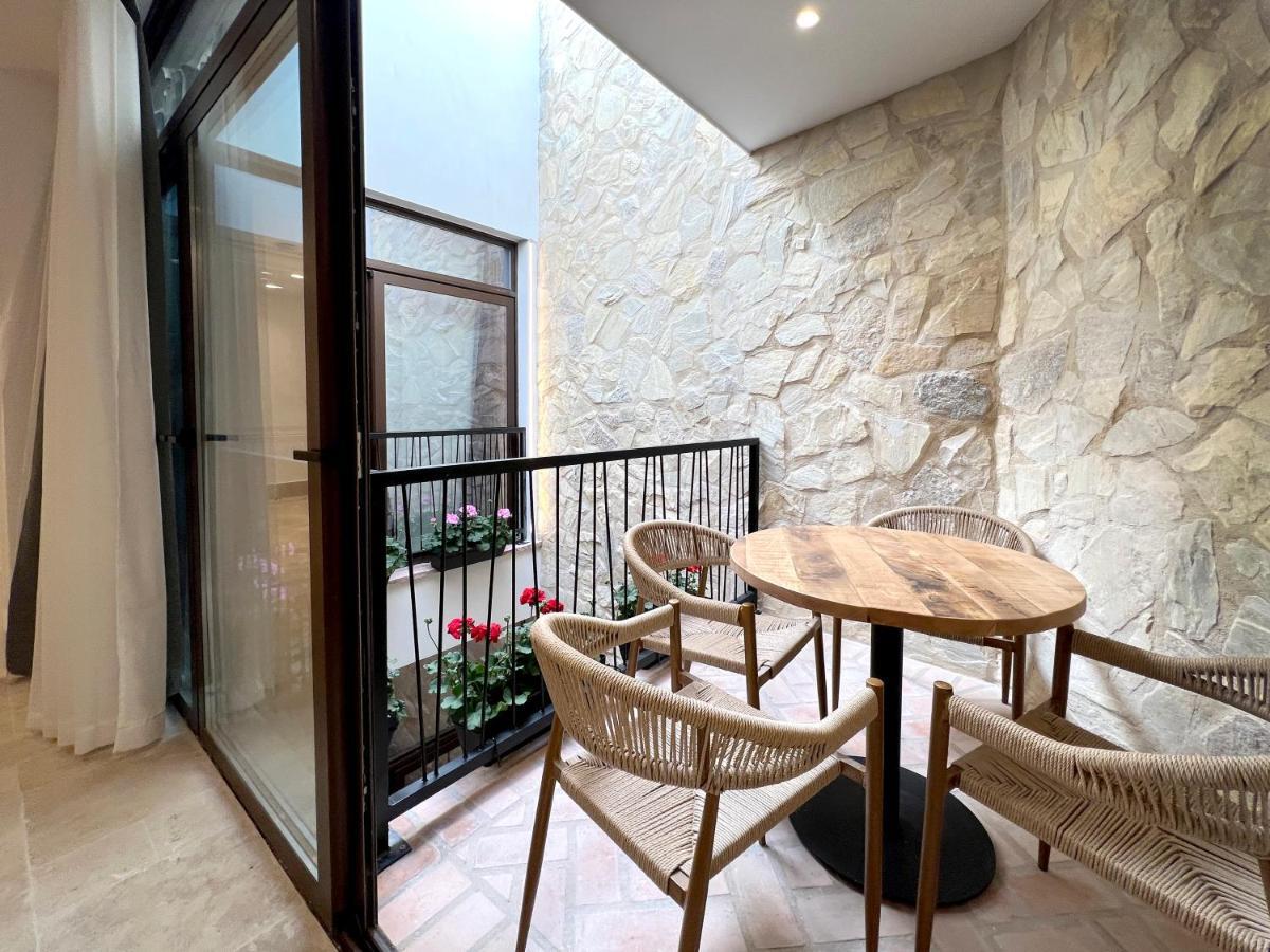 Arcos De Medina - Premium